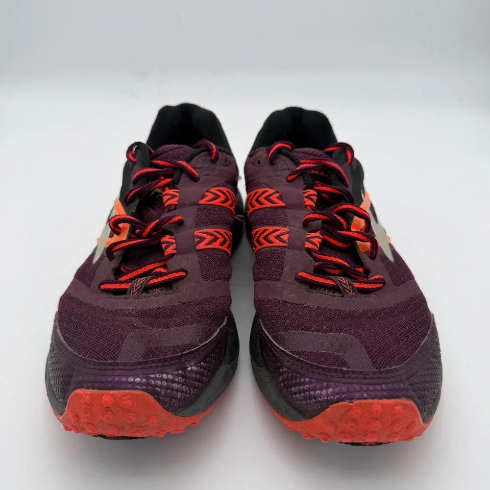 Brooks Cascadia 12 Trail Running Shoes Womens 9.5 Plum Orange Black 1202331B604